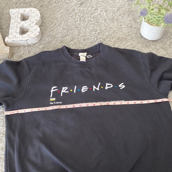 H&M FRIENDS' Womens loose sweater (Medium) - Picture 7 of 9
